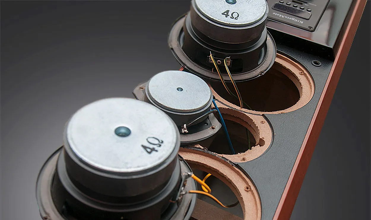 kolumny głośnikowe budowa wnętrze