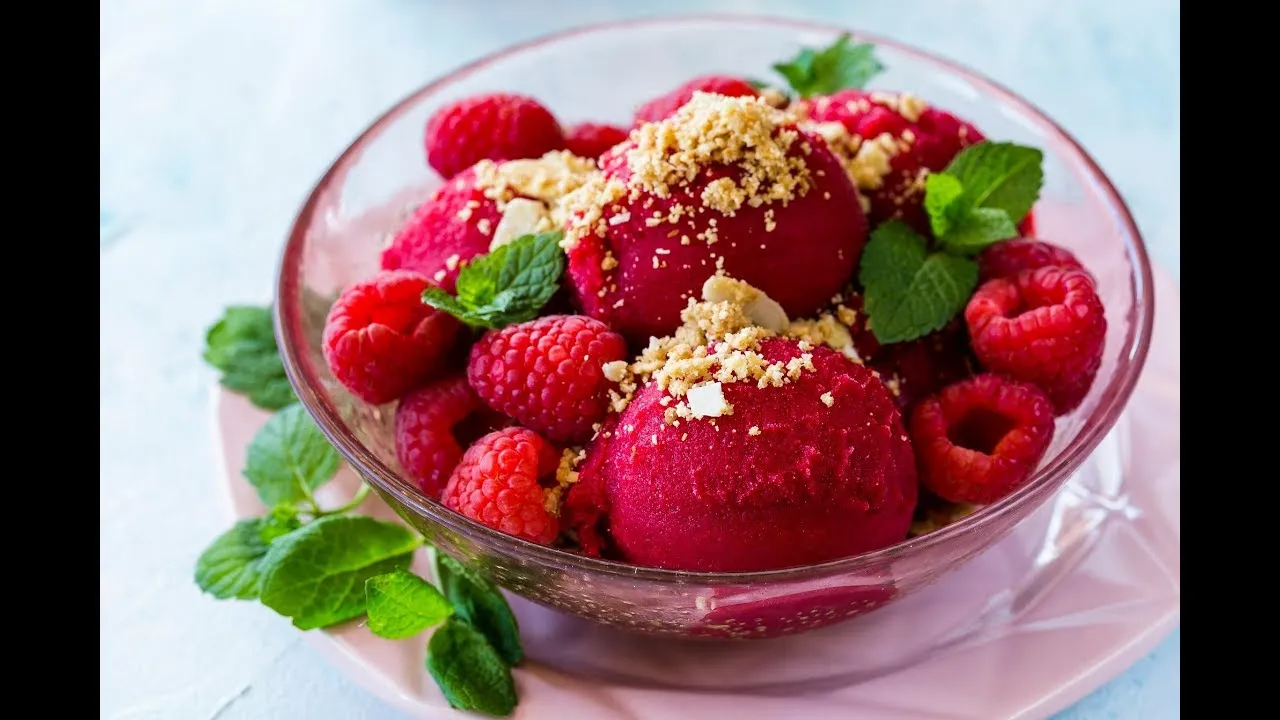 domowy sorbet malinowy gładki