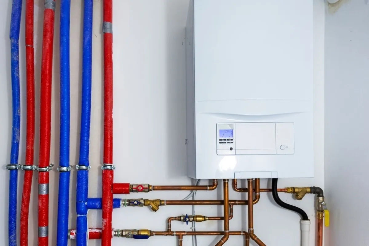 kocioł jednofunkcyjny z zasobnikiem vs dwufunkcyjny