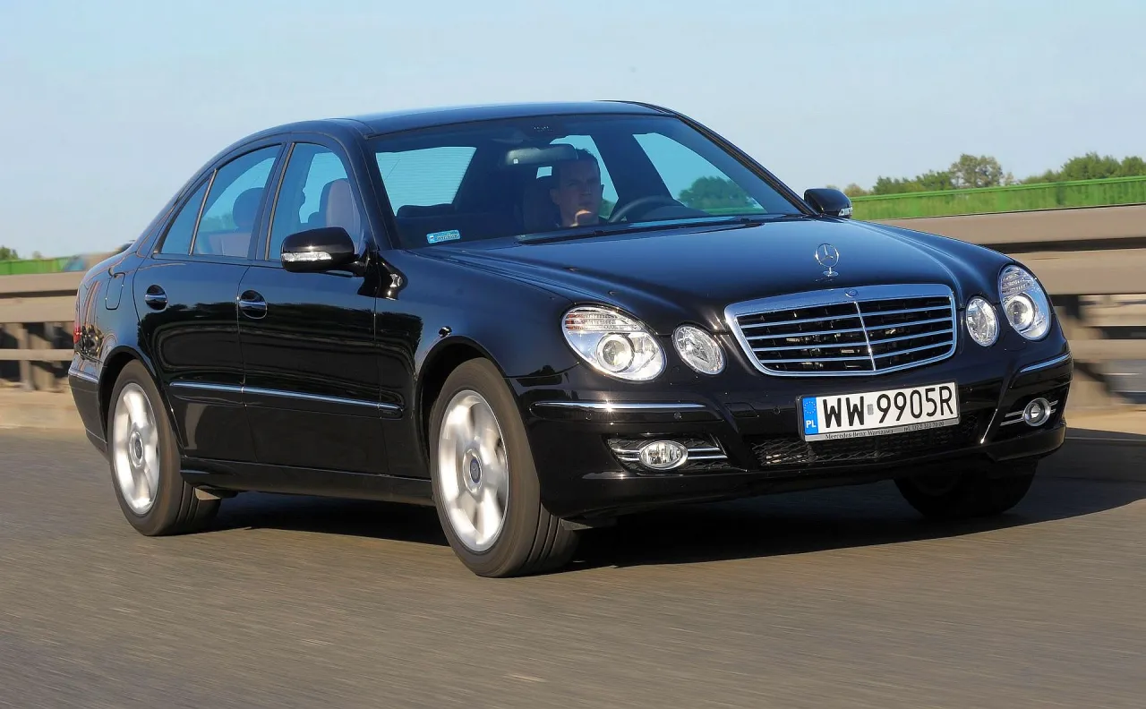 Zdjęcie Mercedes E Klasa W211 - trwały wybór czy pułapka na problemy?