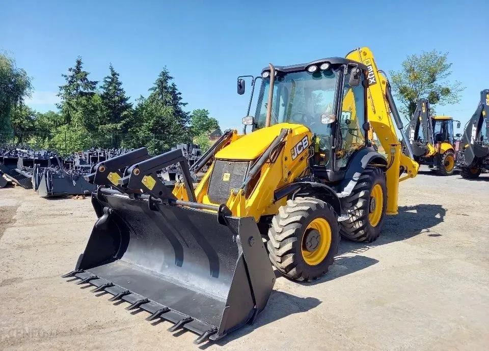 Zdjęcie Ile pali koparko ładowarka JCB 3CX? Sprawdź, jak obniżyć koszty!