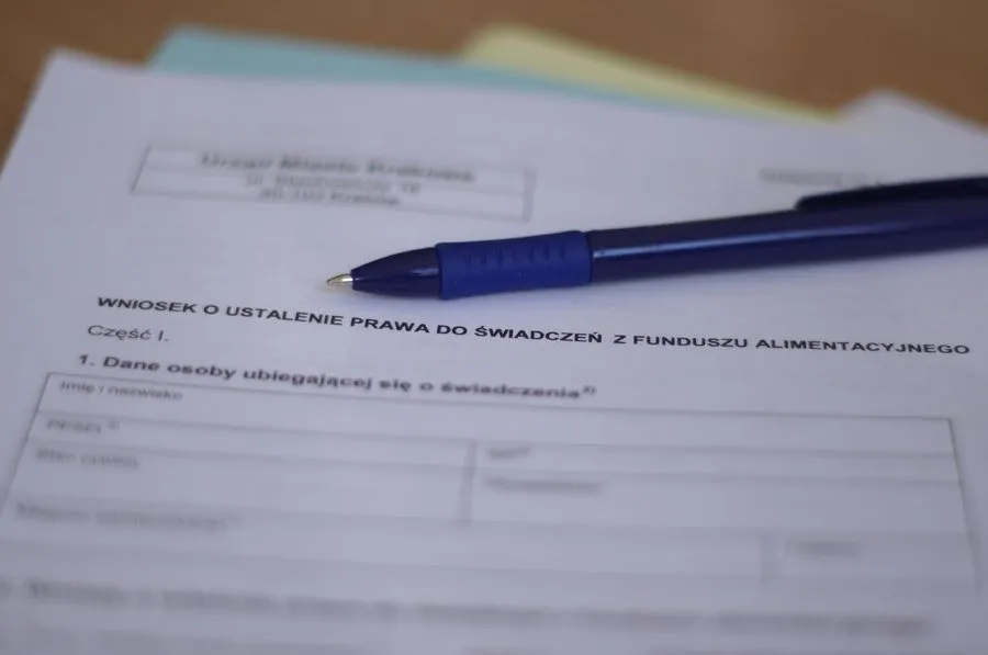 Zdjęcie Dokumenty potrzebne do funduszu alimentacyjnego - kompletna lista wymaganych dokumentów