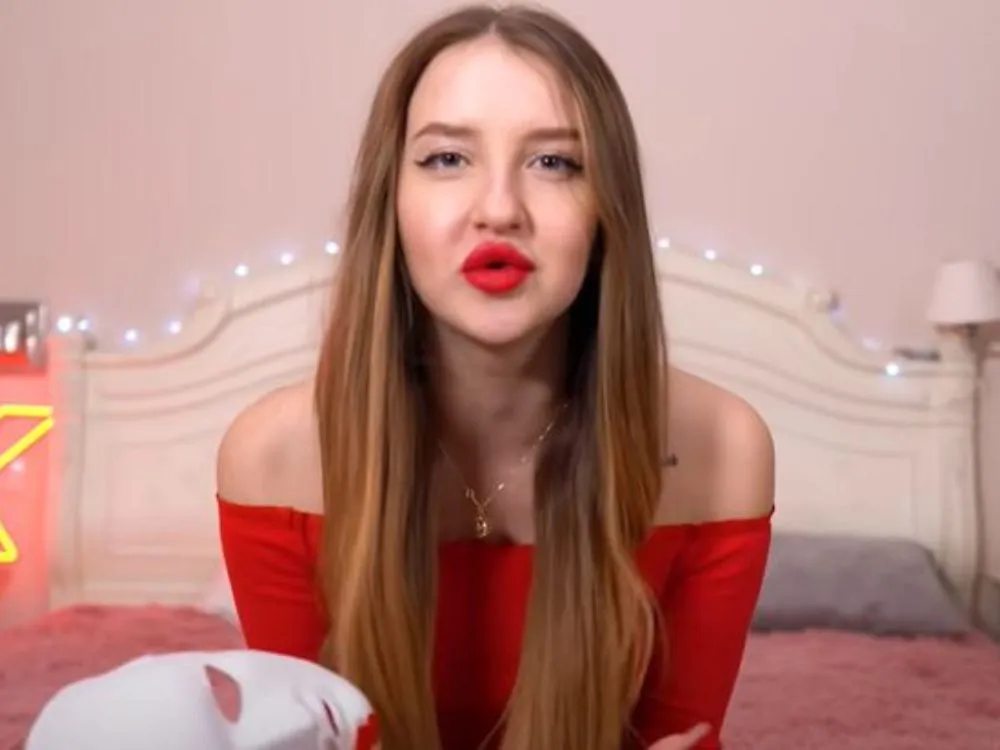 Zdjęcie Z kim jest Monika Kociołek? Poznaj sekrety jej popularności i życia