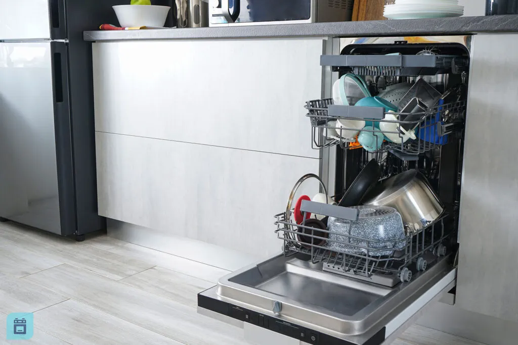 Zdjęcie Jak włączyć zmywarkę Electrolux i uniknąć problemów z obsługą