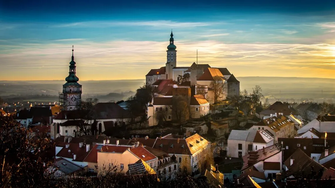 Zdjęcie Mikulov gdzie zjeść: najlepsze miejsca na lokalne smaki i wina