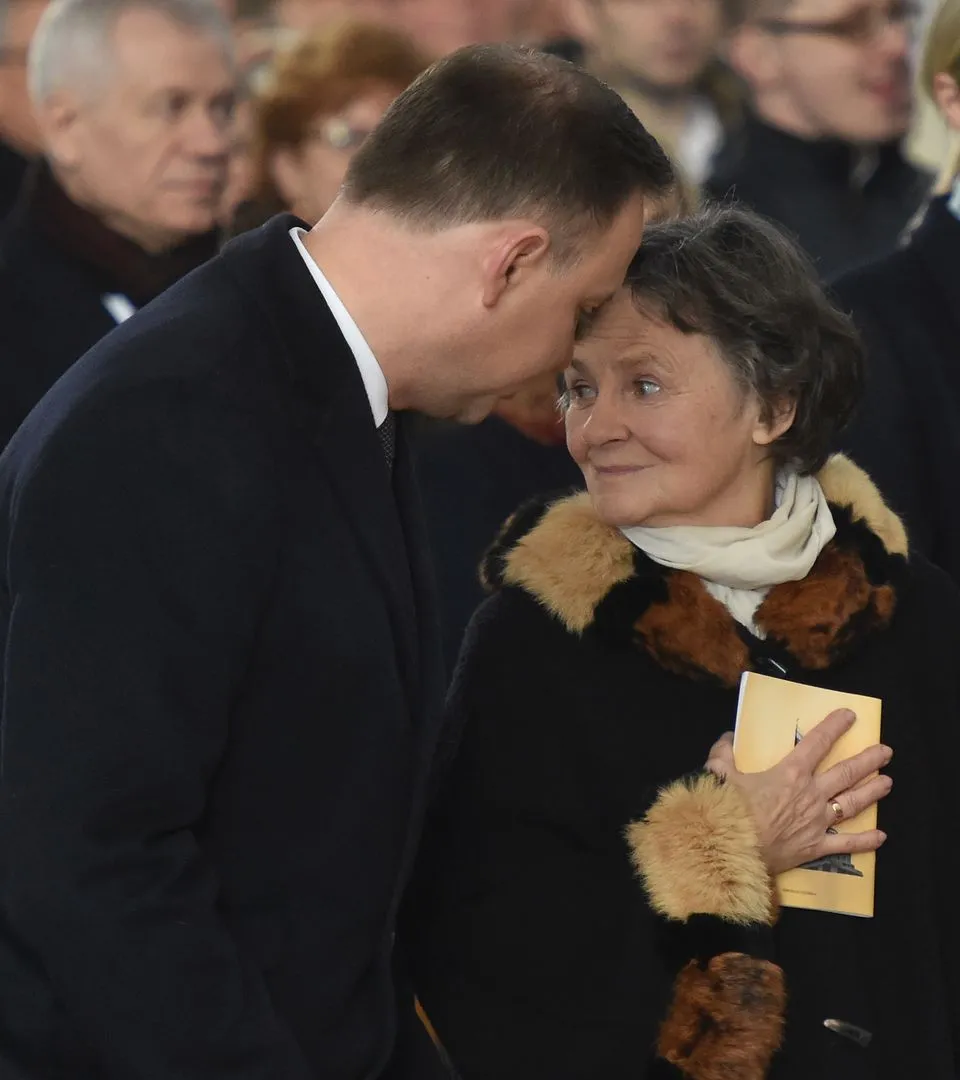 Zdjęcie Kim jest matka prezydenta Dudy? Zaskakujące fakty o Janinie Milewskiej-Dudzie