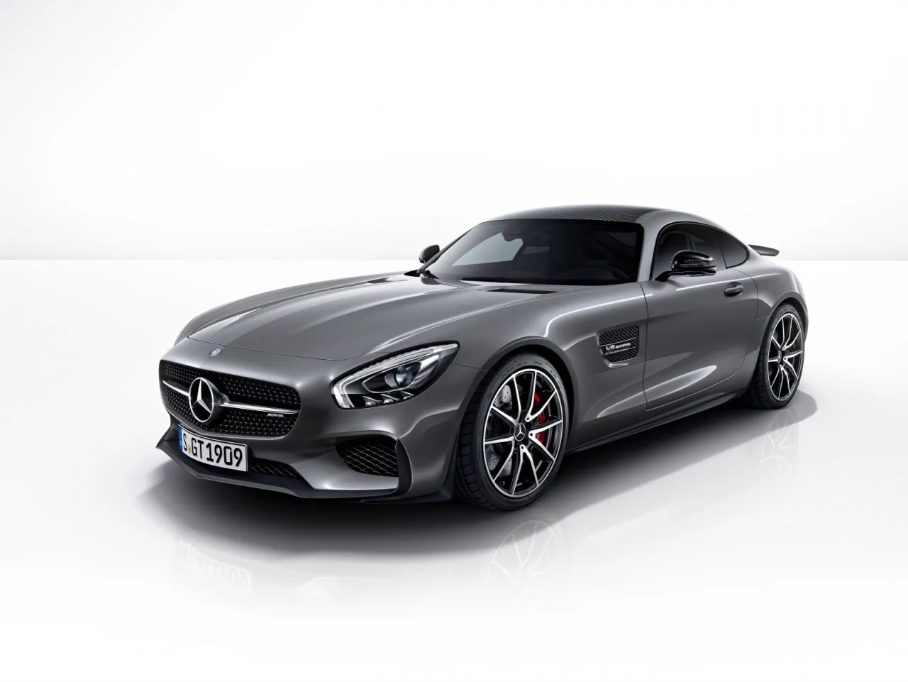 Zdjęcie Mercedes AMG GT cena - poznaj ceny i opcje, które Cię zaskoczą
