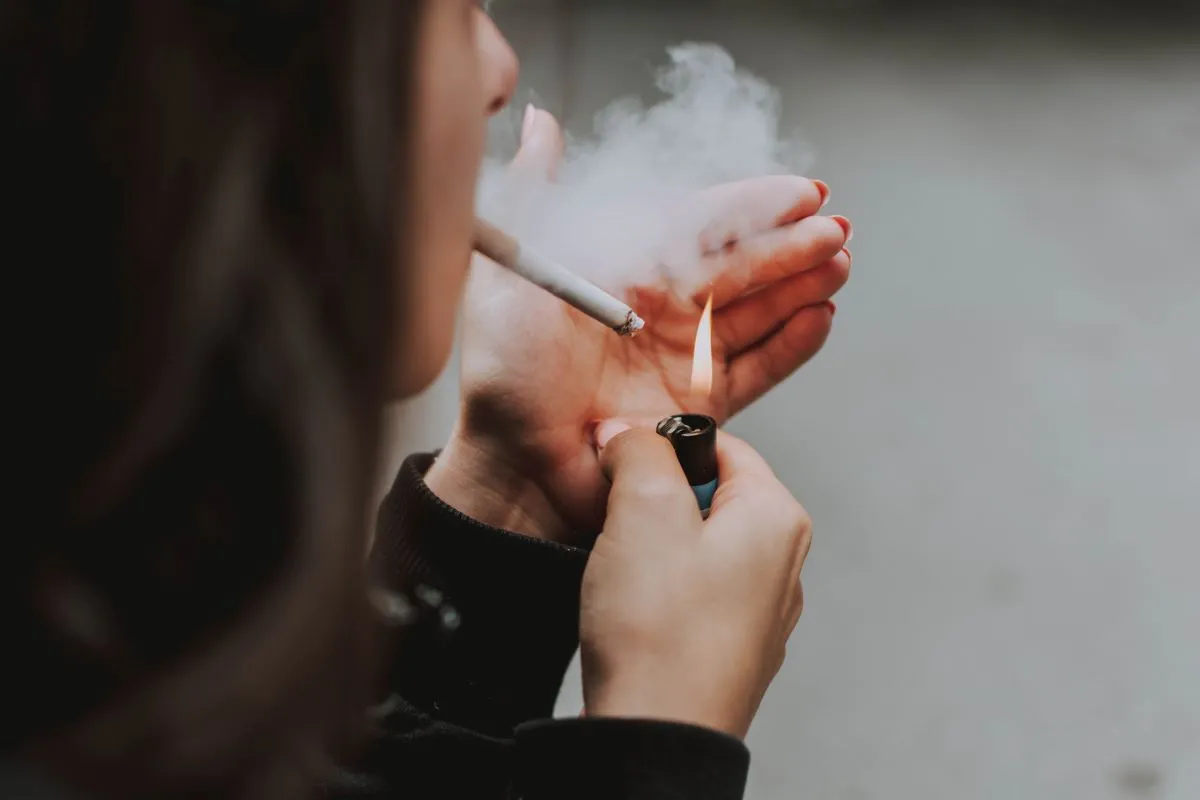 Zdjęcie Gdzie wyrzucić zapalniczkę, aby uniknąć zagrożeń dla środowiska?