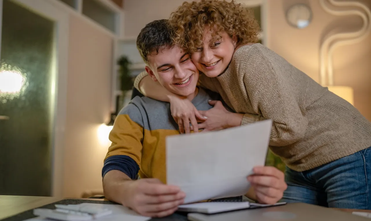Zdjęcie Jak rozliczyć dochody dziecka pełnoletniego uczącego się bez błędów