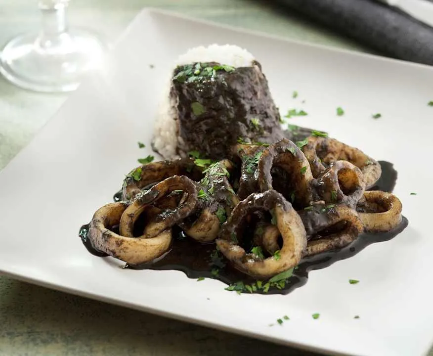 Zdjęcie Receta fácil de calamares en su tinta con Monsieur Cuisine que sorprende