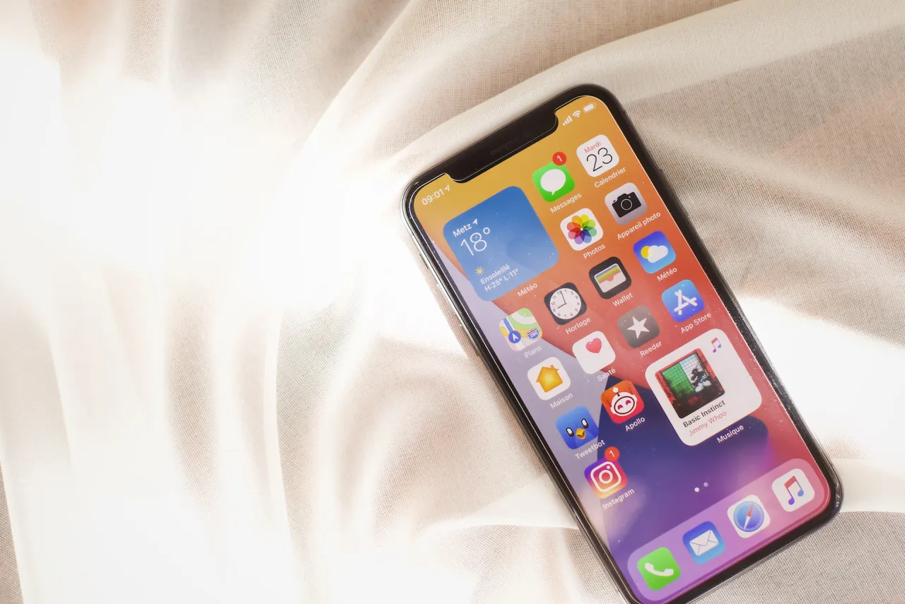 Zdjęcie Jak zaktualizować iOS i uniknąć problemów z urządzeniem?