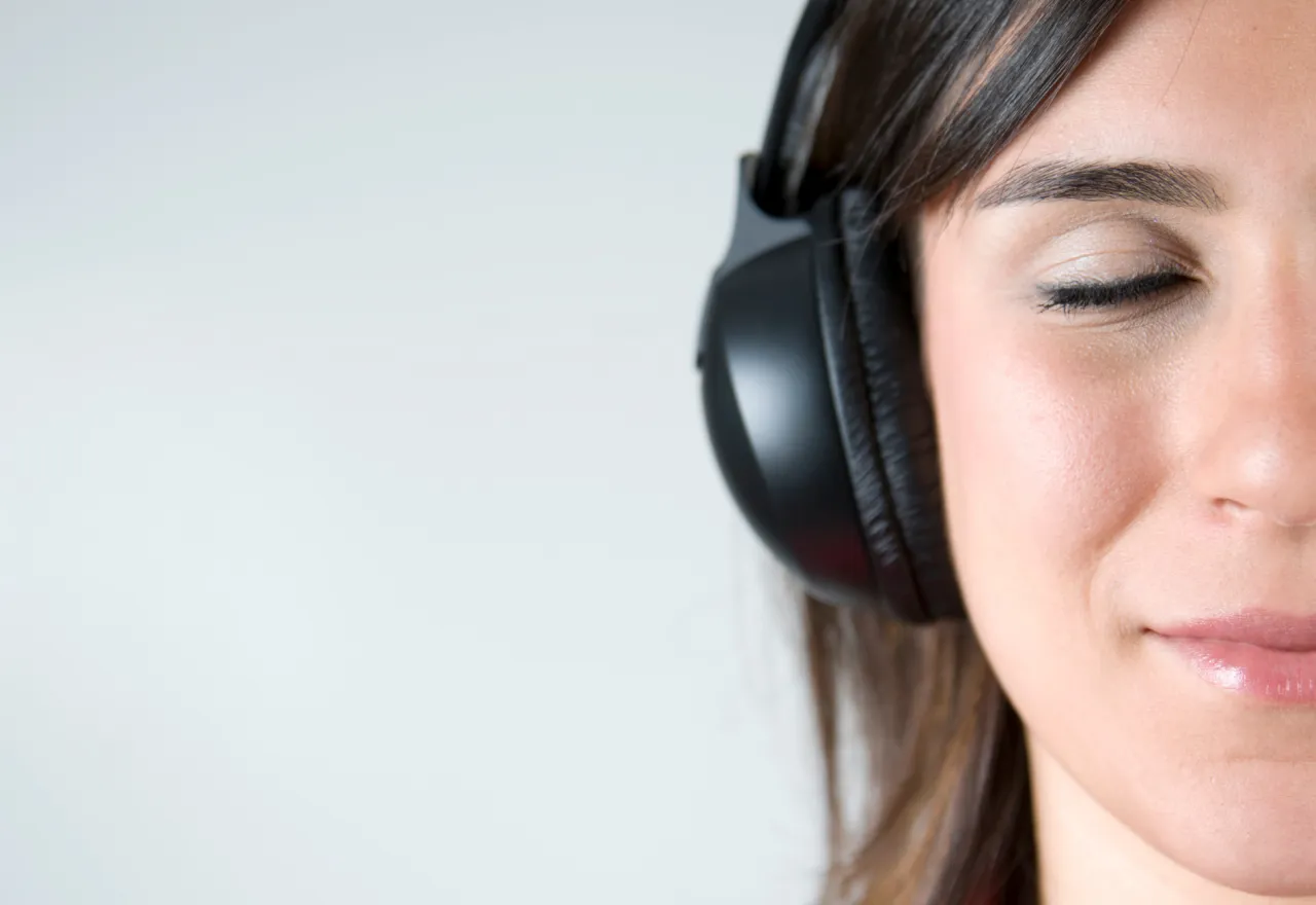 Zdjęcie Jak muzyka wpływa na człowieka - emocje, zdrowie i psychologia