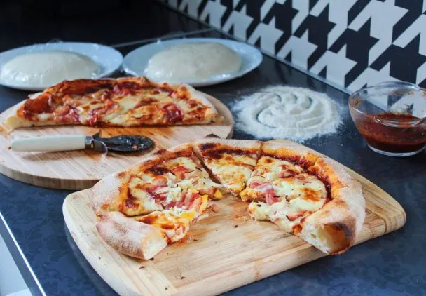 Zdjęcie Jak się robi pizza - prosty przepis na idealne ciasto i sos