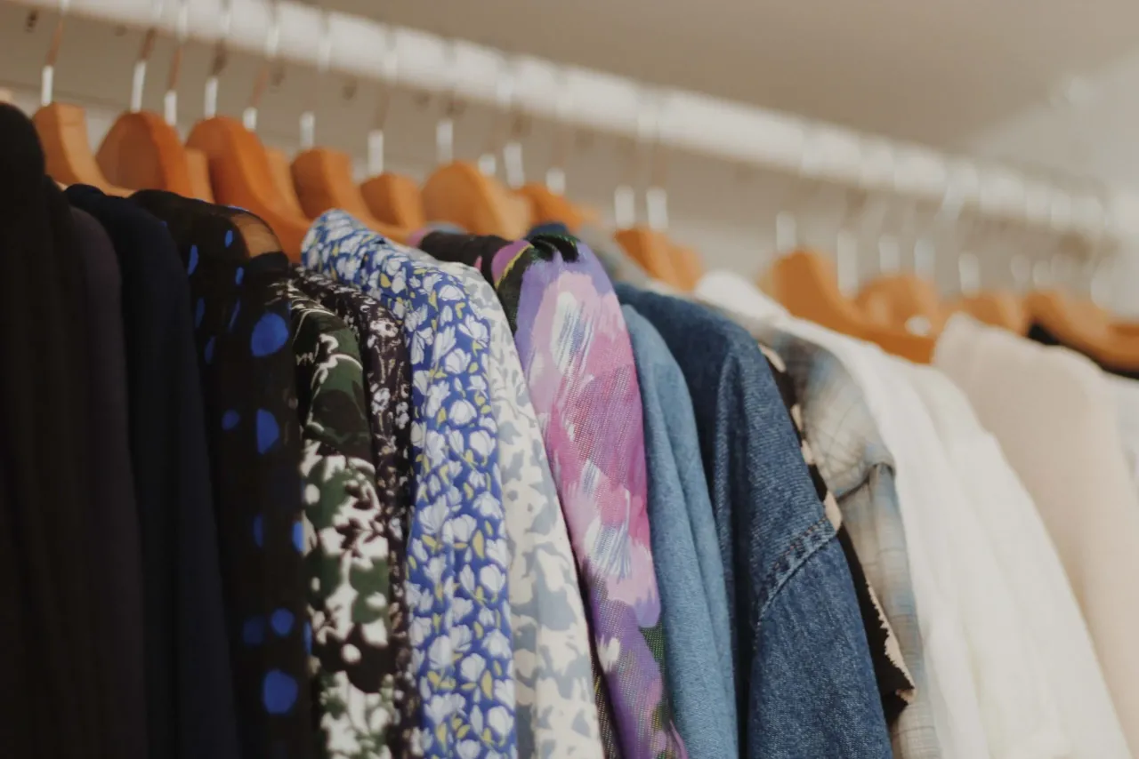 Vinted OLX ubrania na sprzedaż