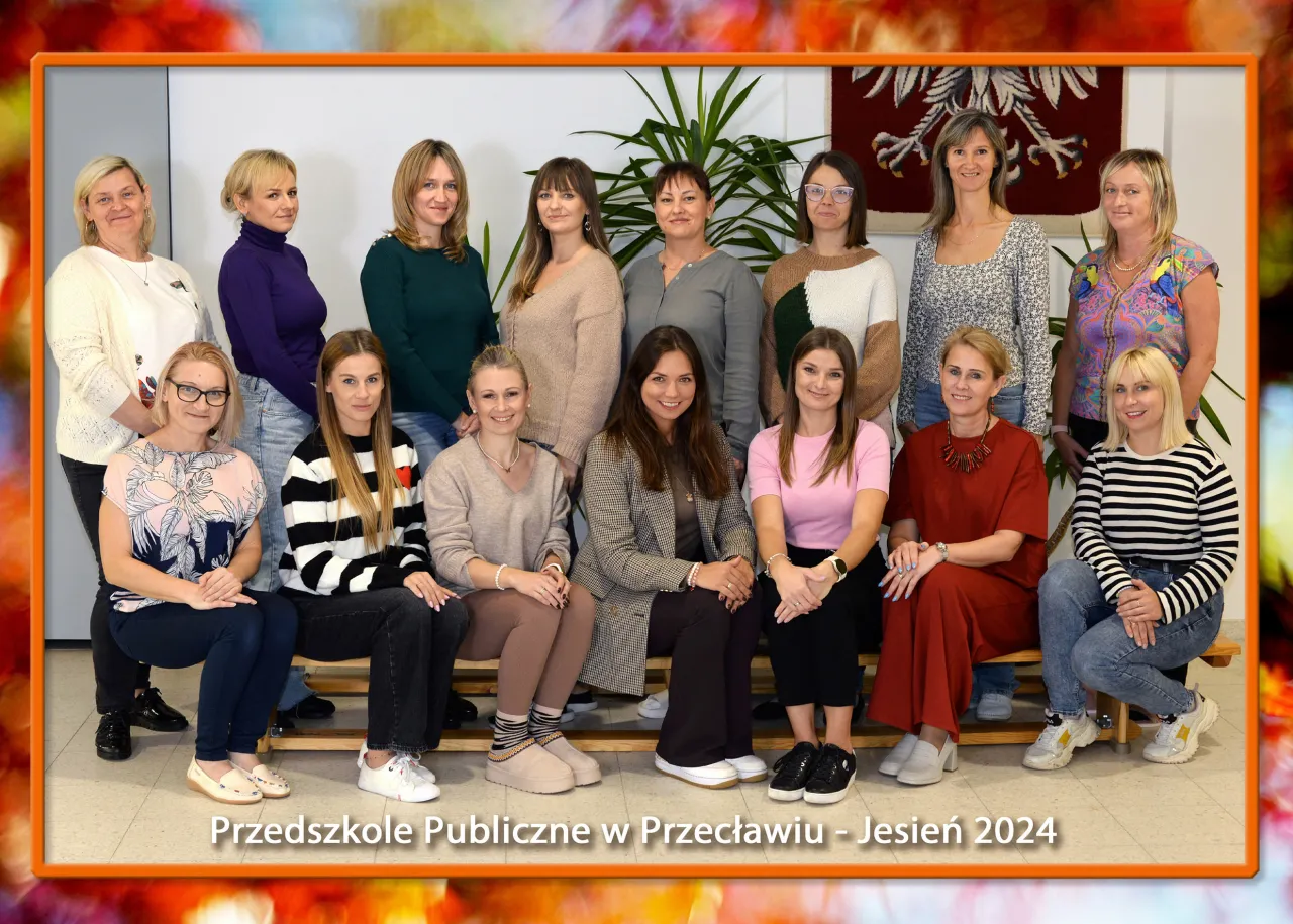 przedszkole publiczne grupa dzieci nauczyciel