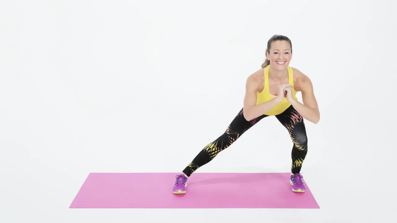 ćwiczenia na cellulit uda, przysiady, wykroki