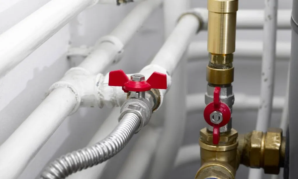 czyszczenie chemiczne instalacji co vs hydrodynamiczne