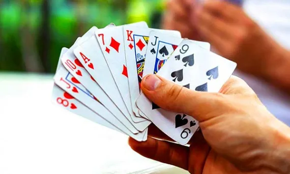 rozłożenie kart do gry w kuku