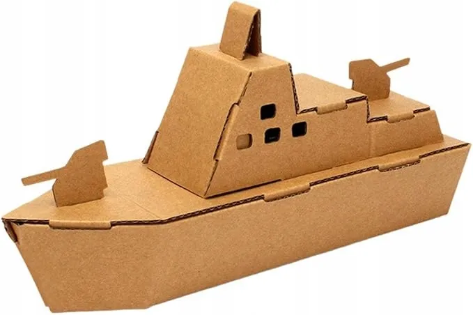 kartonowa łódka gotowa