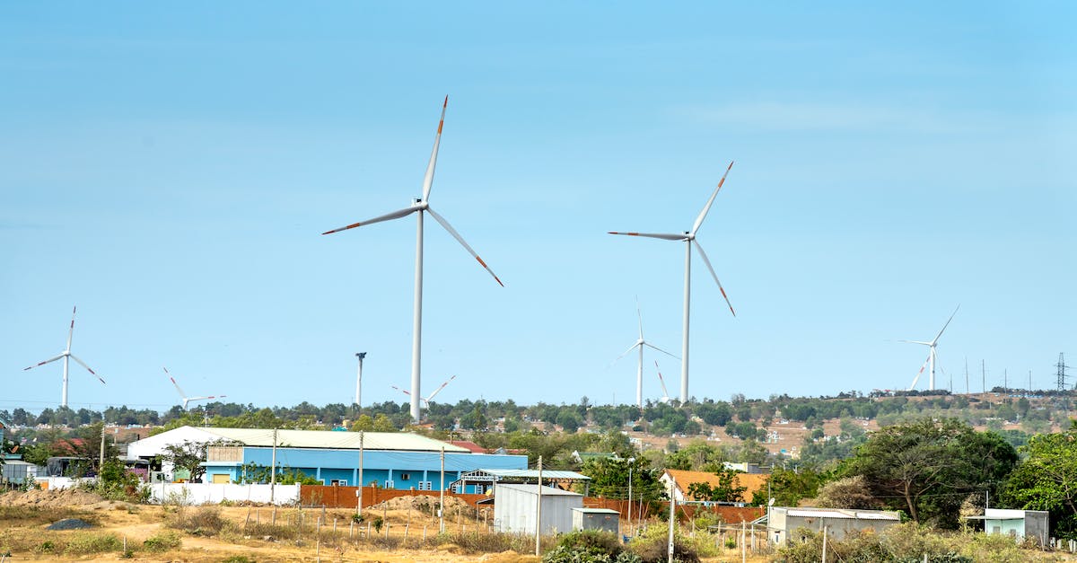 Turbiny wiatrowe 5kW do domowej produkcji prądu - jak wybrać najlepszą?