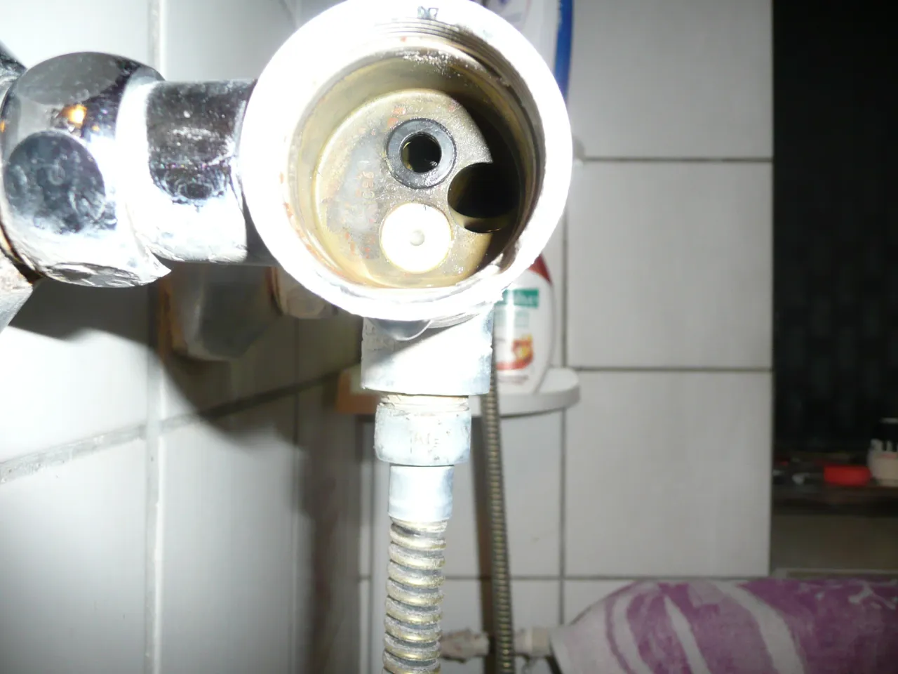 cieknąca bateria prysznicowa diagnoza