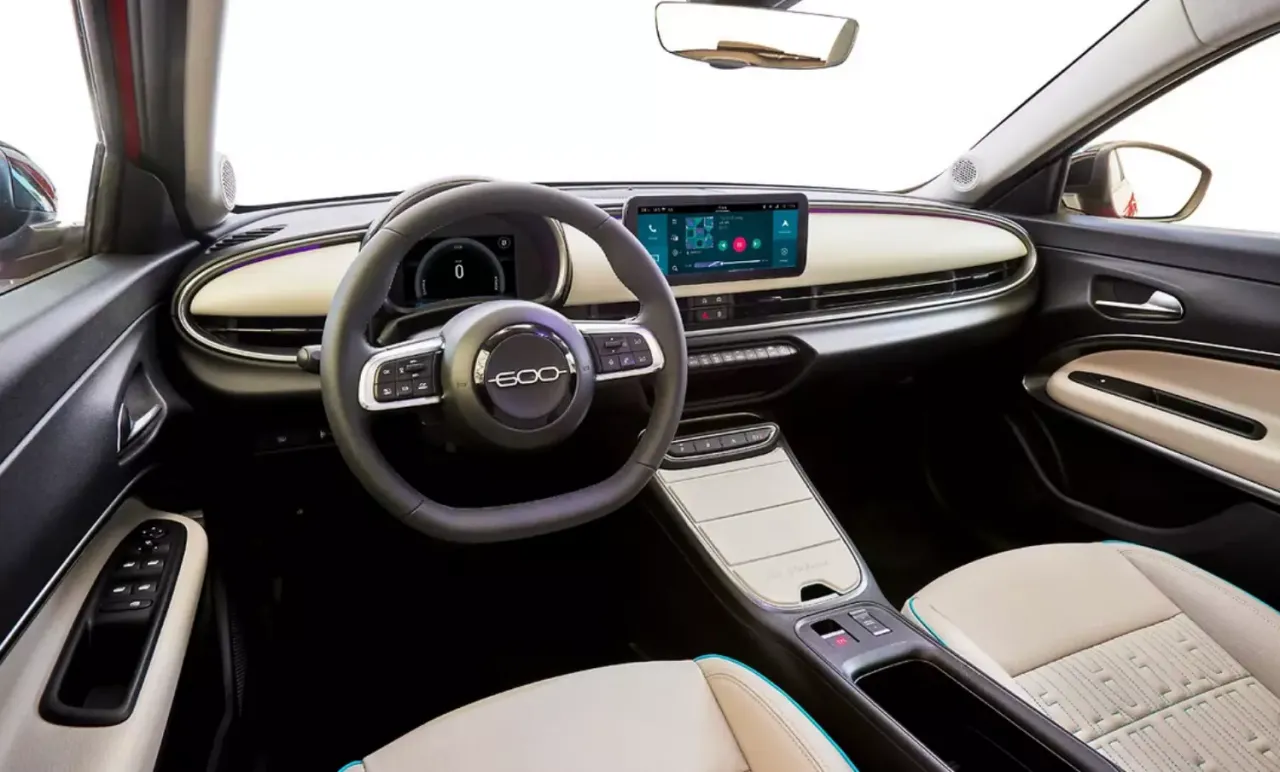 Fiat 600 wnętrze La Prima