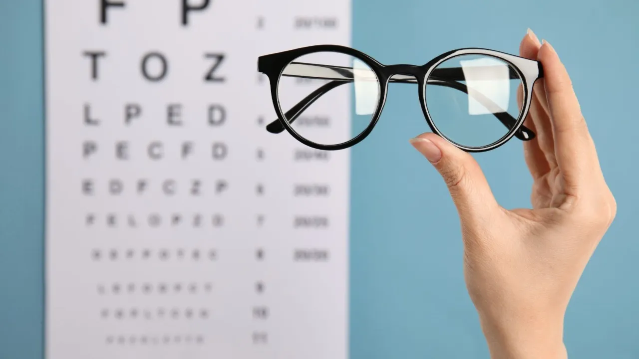 metody korekcji astygmatyzmu okulary soczewki laser