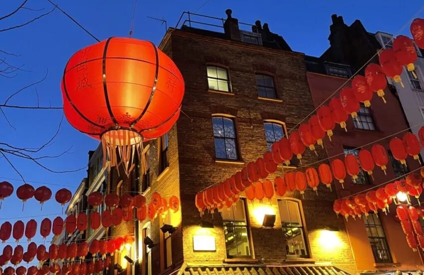 Chińskie dania kuchni w Chinatown Londyn