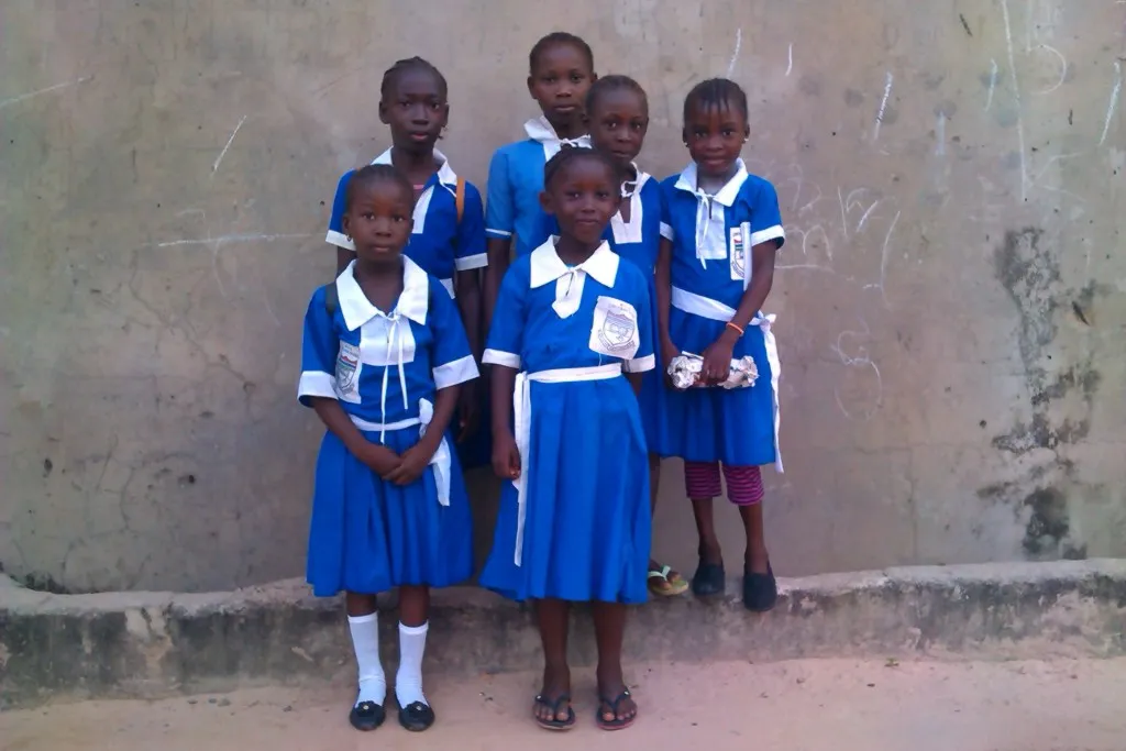 szkoła wiejska Afryka vs szkoła miejska Afryka