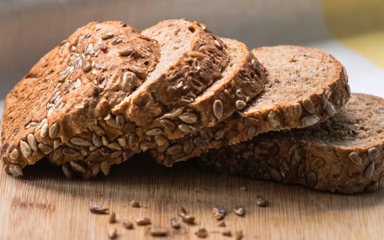 Jak rozpoznać prawdziwy chleb razowy