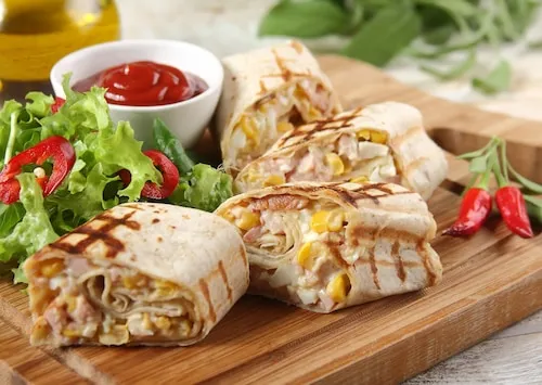 różnorodne dania z tortilli