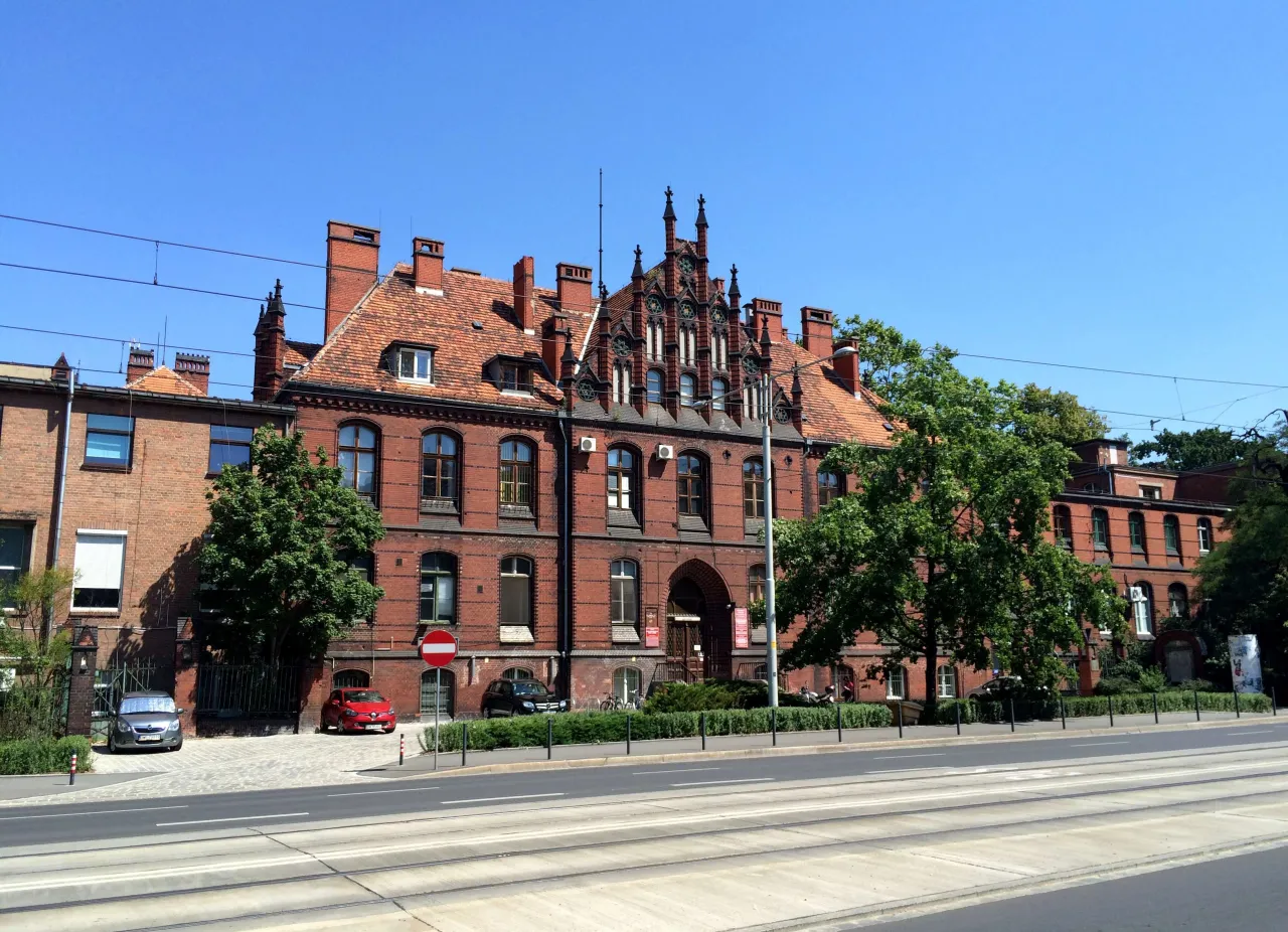 Uniwersytet Medyczny Wrocław kampus wydziały