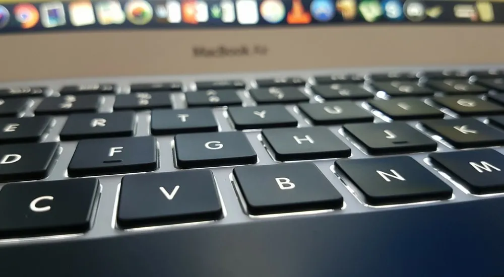 najczęstsze błędy sprzedaż domen