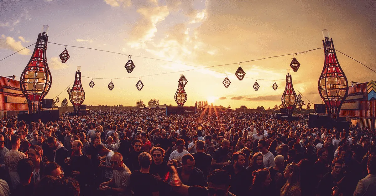 Festiwal muzyki elektronicznej Holandia og&oacute;lny widok