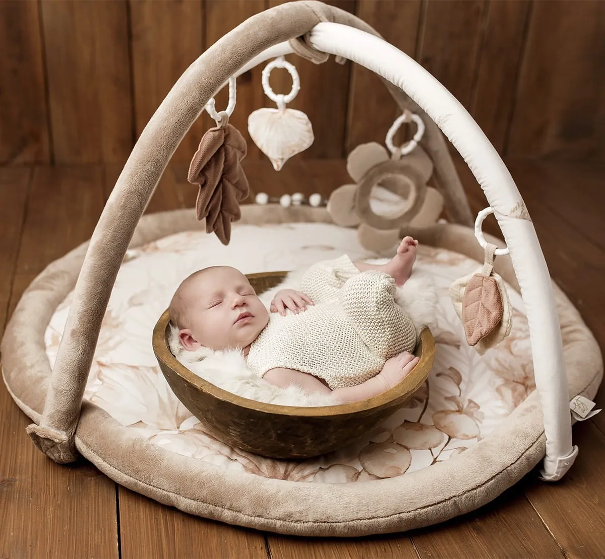 porównanie mat sensorycznych dla niemowląt