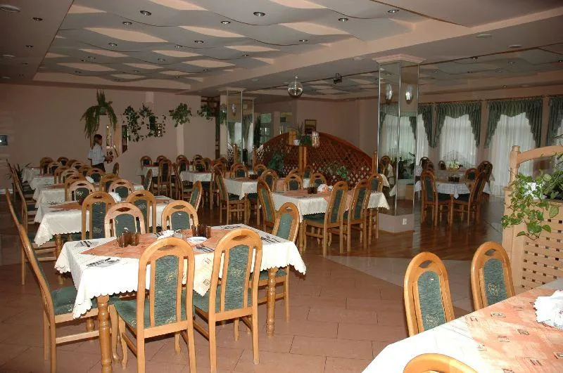 Sanatorium Astoria Busko-Zdr&oacute;j jadalnia