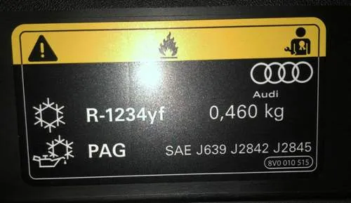 Audi Motorraum Aufkleber VW Norm