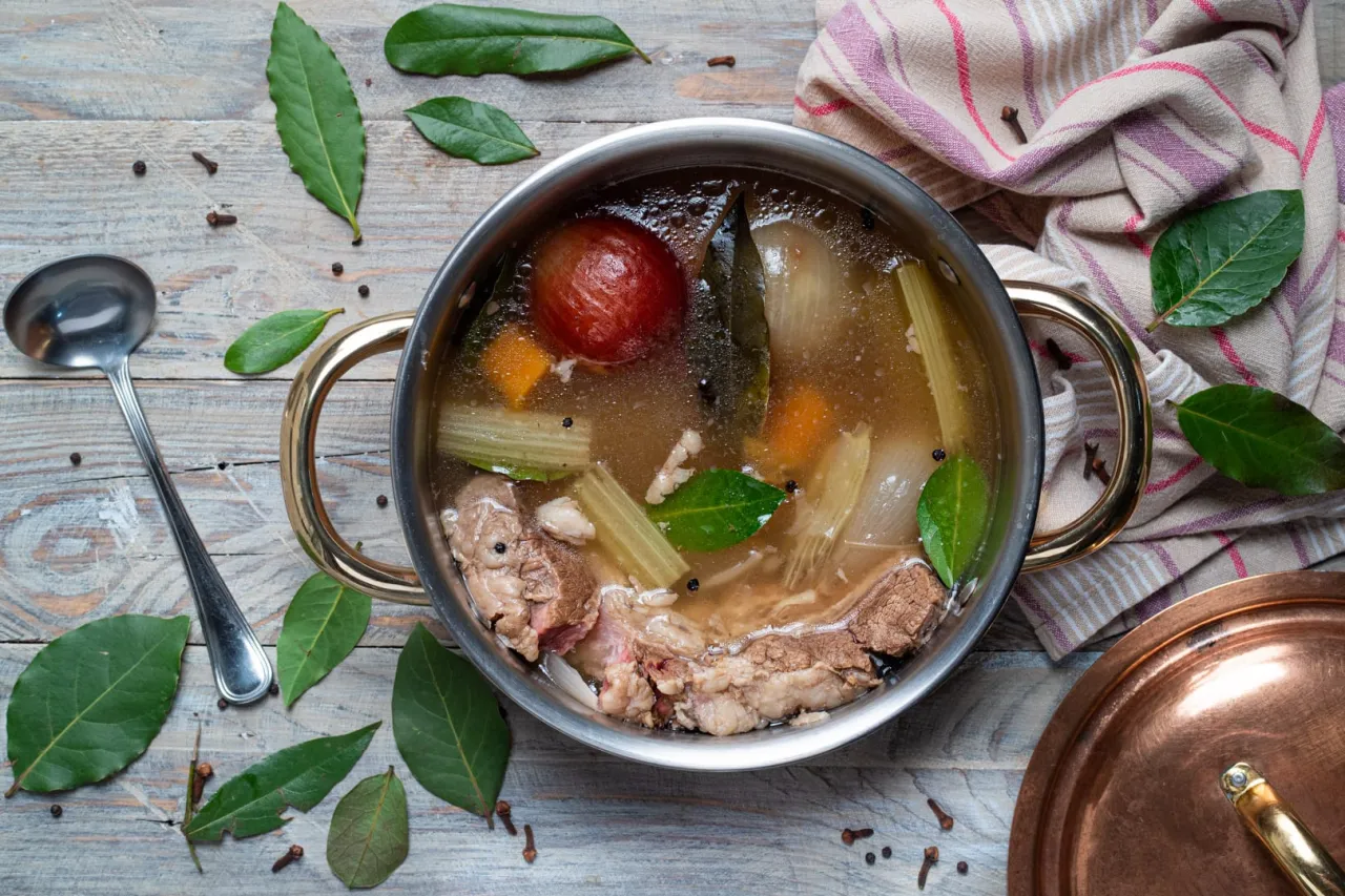 ingredienti brodo di carne