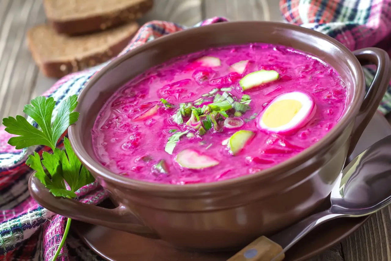 r&oacute;żne chłodniki na upały