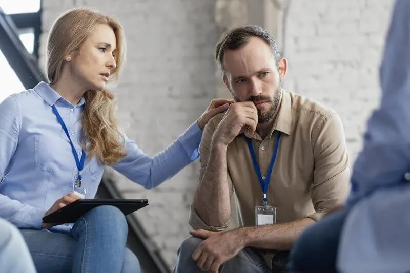 aktywne słuchanie empatia