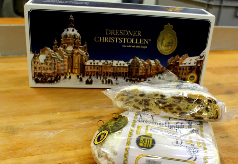 Drezno Jarmark Bożonarodzeniowy Striezelmarkt jedzenie