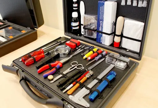 technik kryminalistyki narzędzia