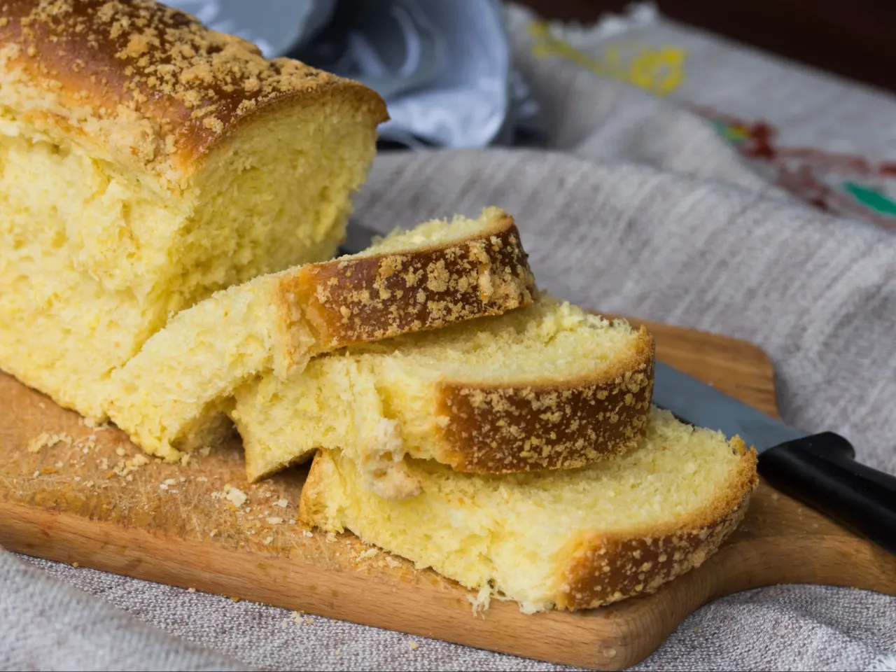 Puszyste ciasto drożdżowe bez wyrabiania