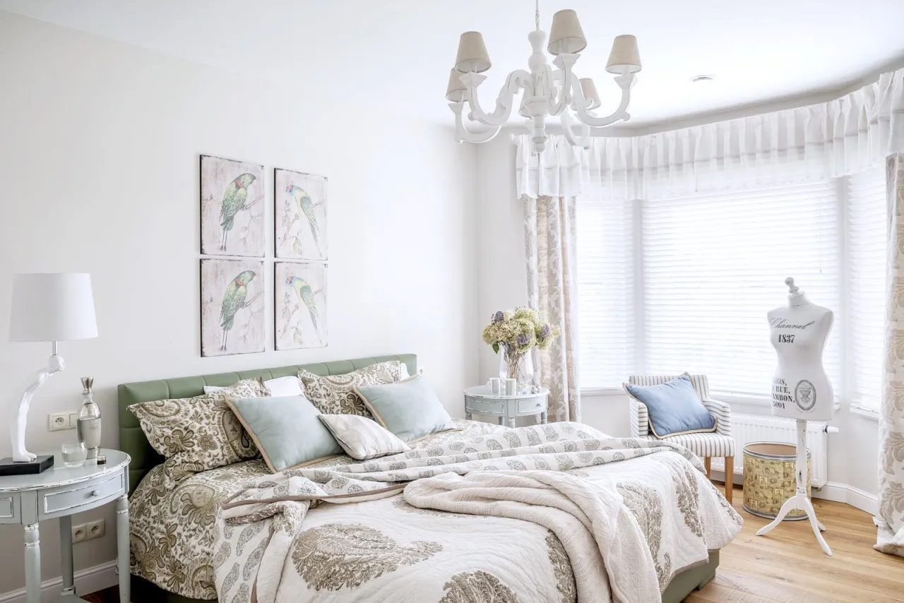 Biała sypialnia inspiracje aranżacje
