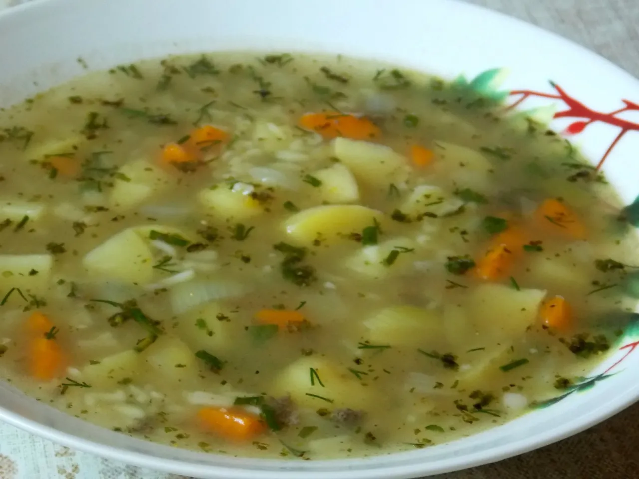 zupy z ziemniakami i makaronem