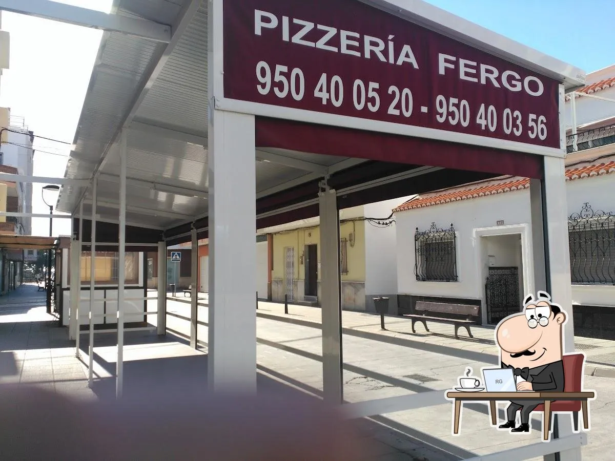 fachada Restaurante Pizzer&iacute;a Fergo Adra