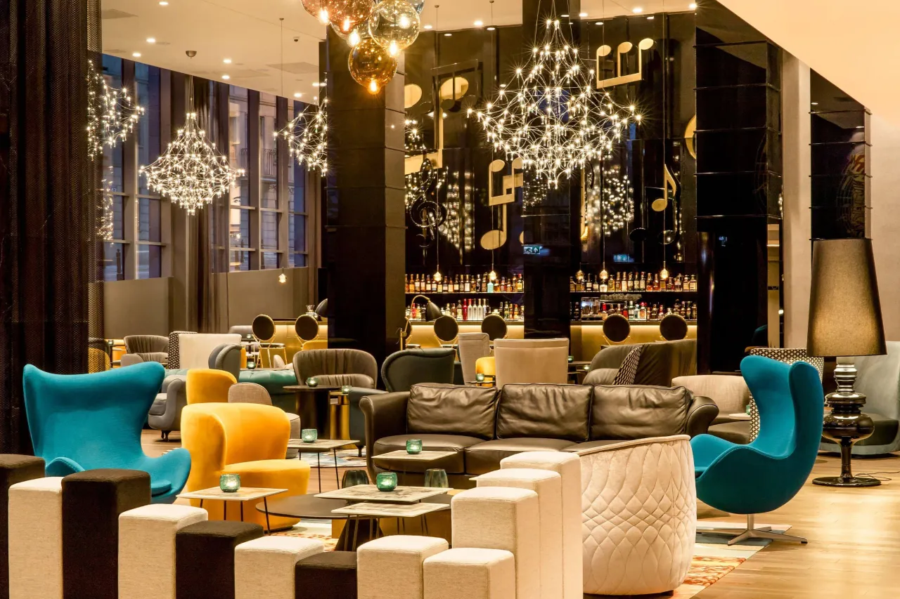 Zdjęcie Ile kosztuje hotel w Warszawie? Sprawdź ceny i najlepsze oferty