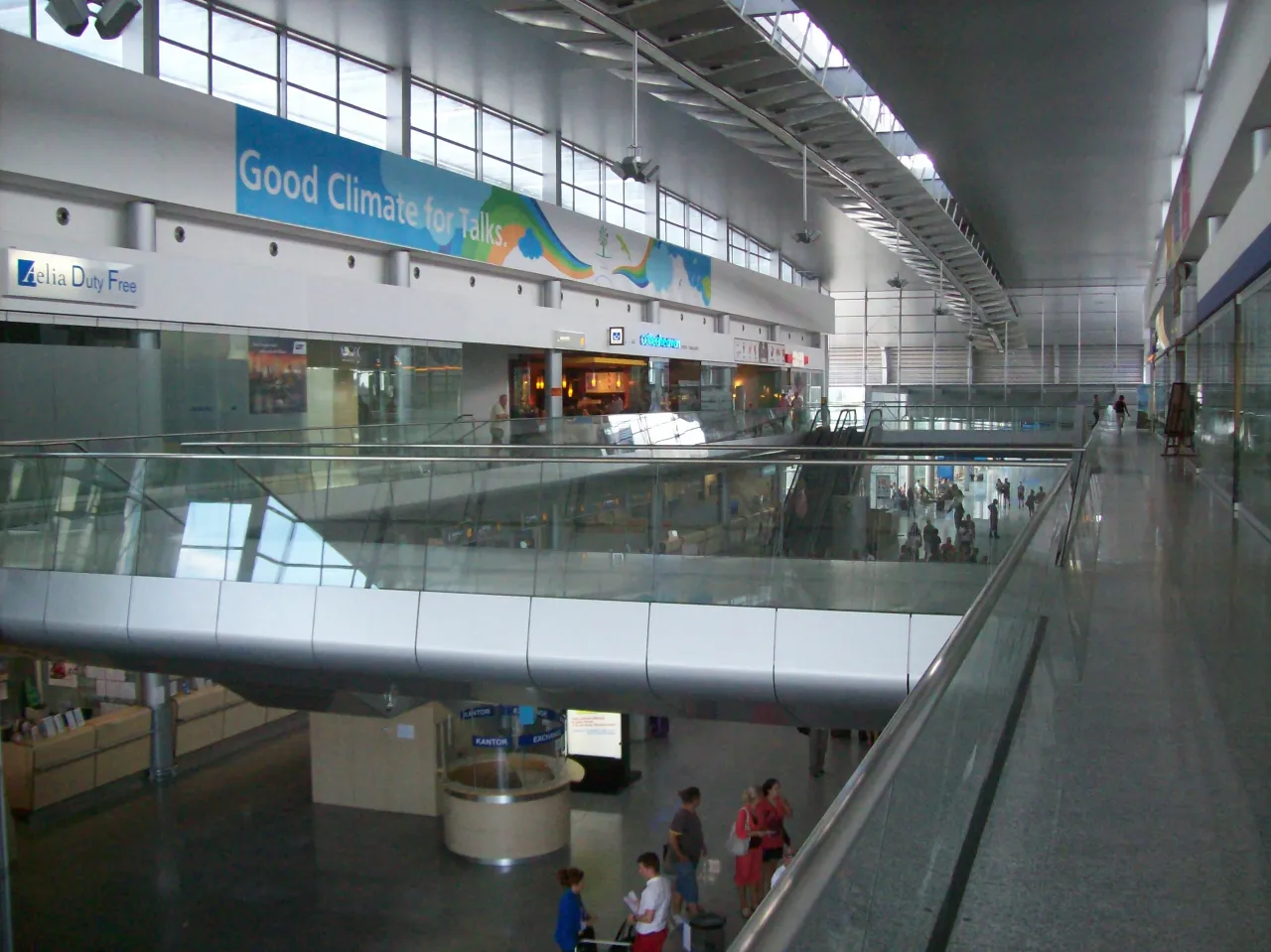 Lotnisko Poznań Ławica terminal pasażerski