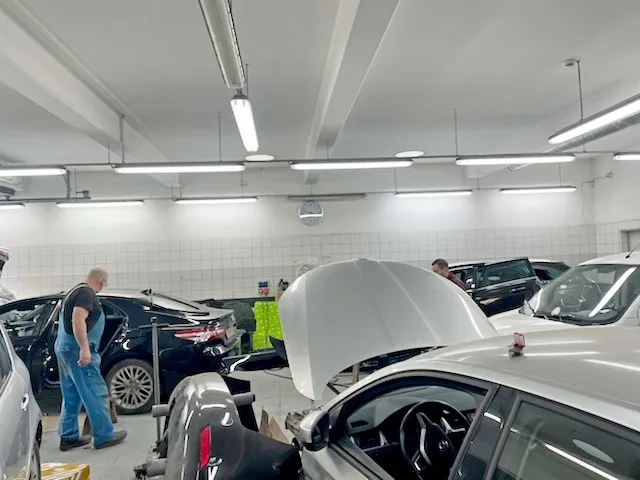 oświetlenie warsztatu LED