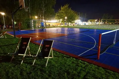 Zdjęcie Atrakcje nad jeziorem Firlej: Odkryj niezapomniane przygody i relaks